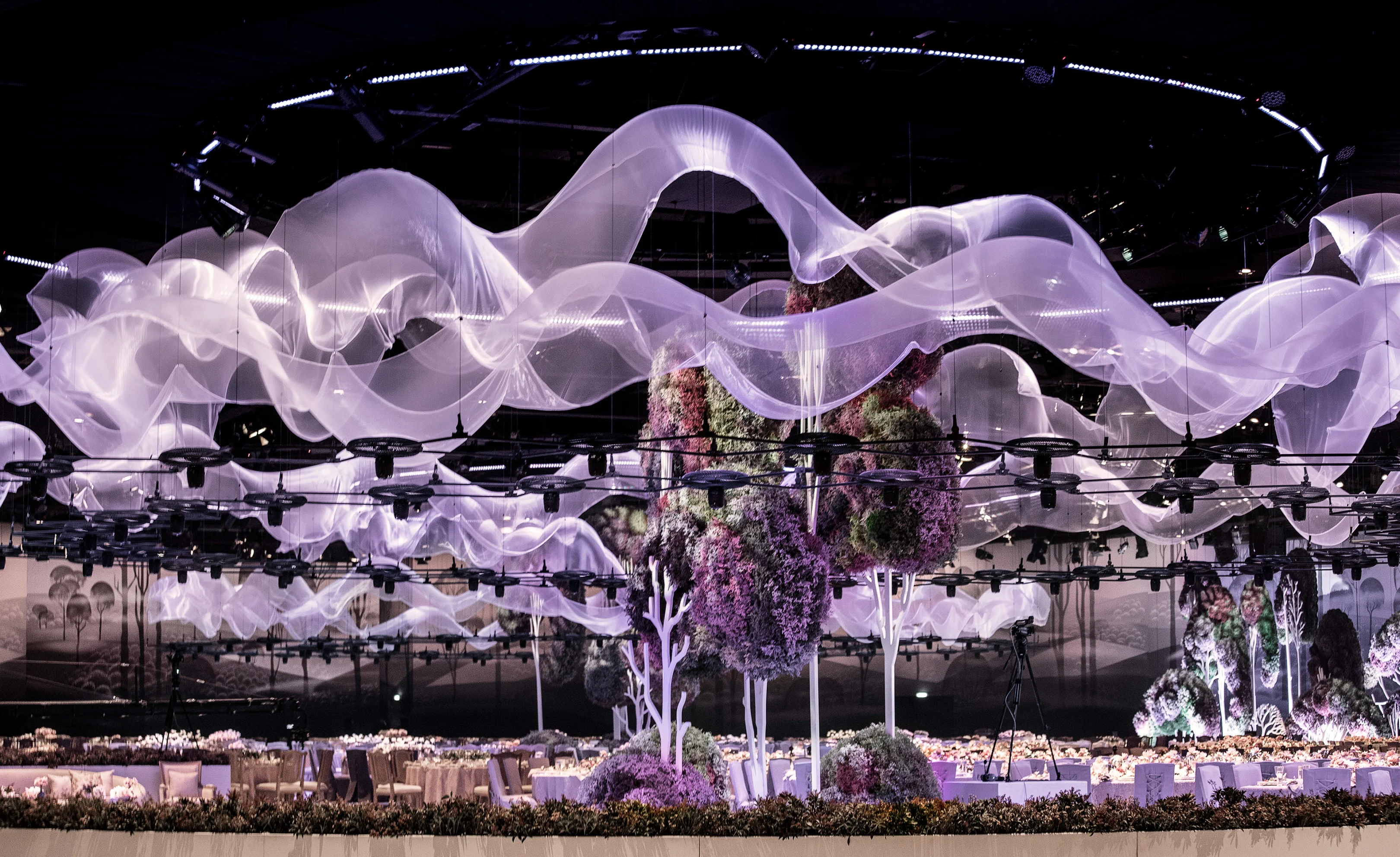 Crafting Wedding Architecture Beyond Imagination